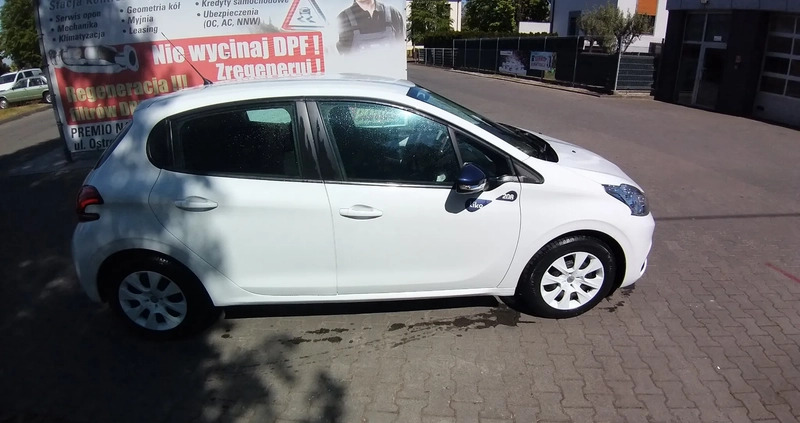 Peugeot 208 cena 25800 przebieg: 68300, rok produkcji 2015 z Krotoszyn małe 79